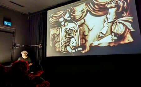 Звезды и золотой песок, Вера и «Мрія»