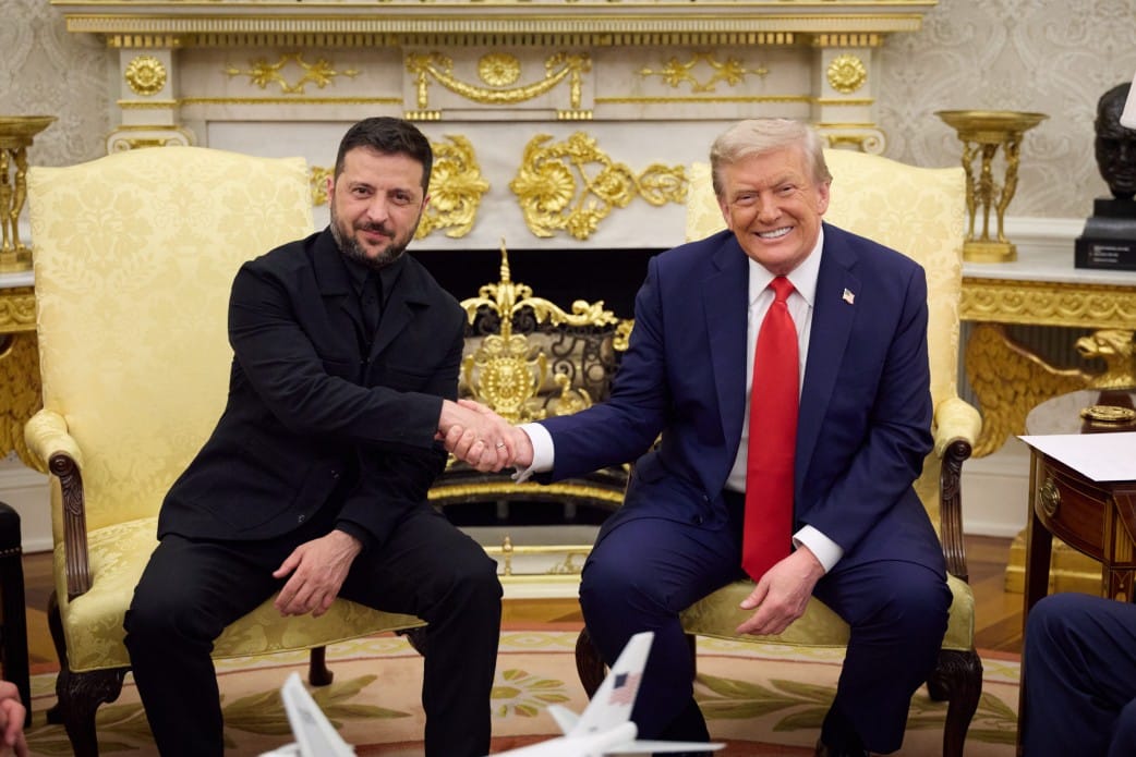 Перед встречей с европейским лидерами Трамп и Зеленский провели двусторонние переговоры. Вашингтон, 18 августа 2025 г. (© Офіс Президента України)